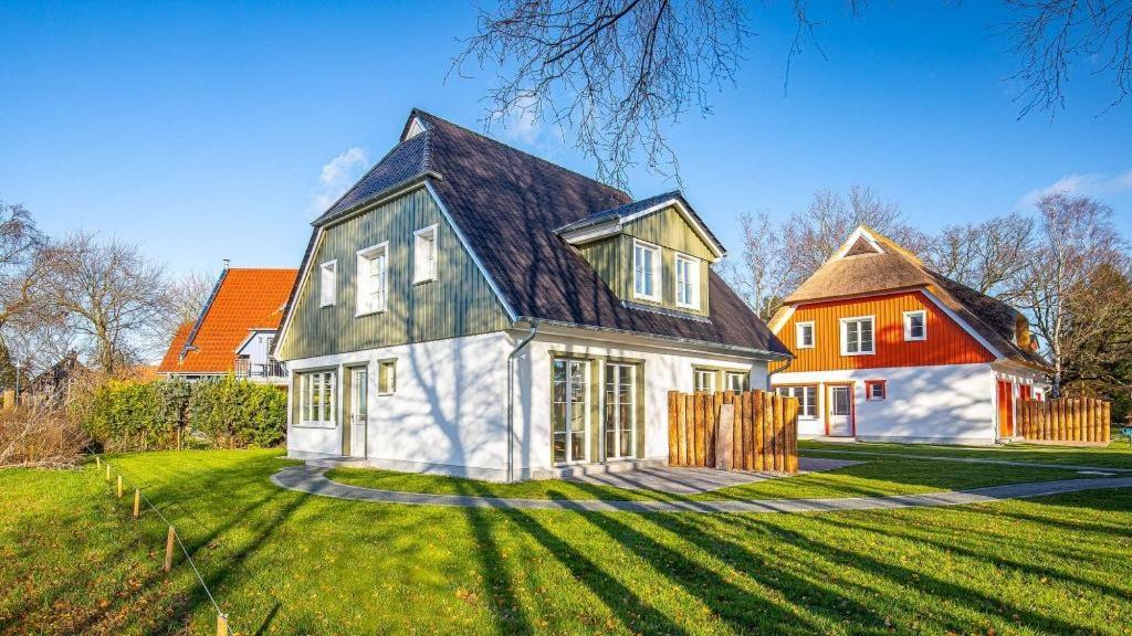 Traumgarten Haus Kleine Auszeit Prerow Buitenkant foto